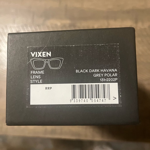 BRAND NEW!!! Gorgeous black Otis Sunglasses! - Picture 9 of 10